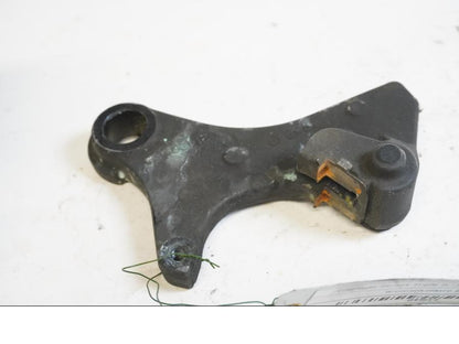 Framsidan på Bromsoksfäste från en Triumph Street Triple R -2011 motorcykel.