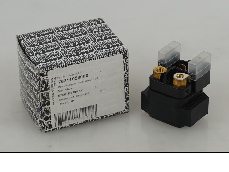 Framsidan på Startrelä från en KTM 1290 Super Duke R -2021 motorcykel.