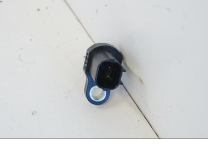 Snett uppifrån på Luftburksensor från en Kawasaki ER-6N -2012 motorcykel.