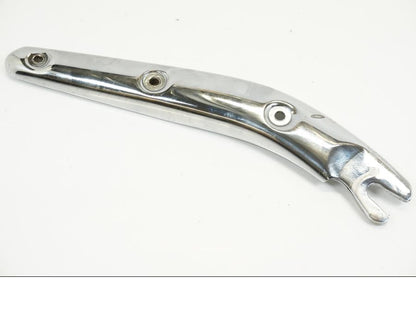 Framsidan på Bakskärmstag från en Triumph Speedmaster -2006 motorcykel.