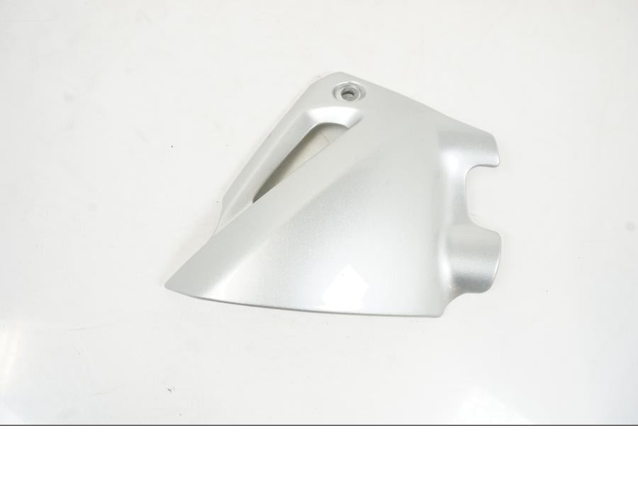 Framsidan på Ramskydd från en Yamaha BT 1100 -2003 motorcykel.