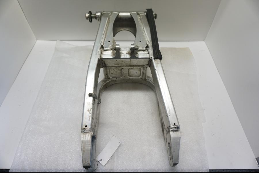 Snett uppifrån på Sving från en Yamaha YZF 1000 R1 -2001 motorcykel.