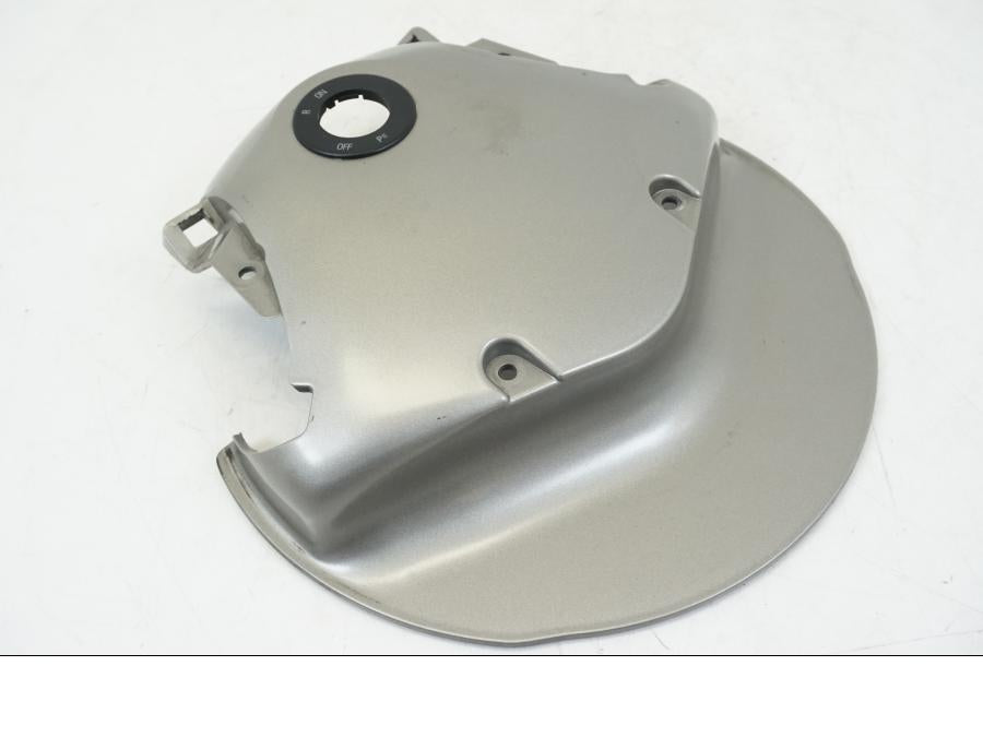 Framsidan på Styrkåpa från en BMW K 1200 LT -2004 motorcykel.