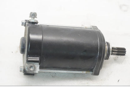 Framsidan på Startmotor från en BMW R 1200 GSA -2017 motorcykel.