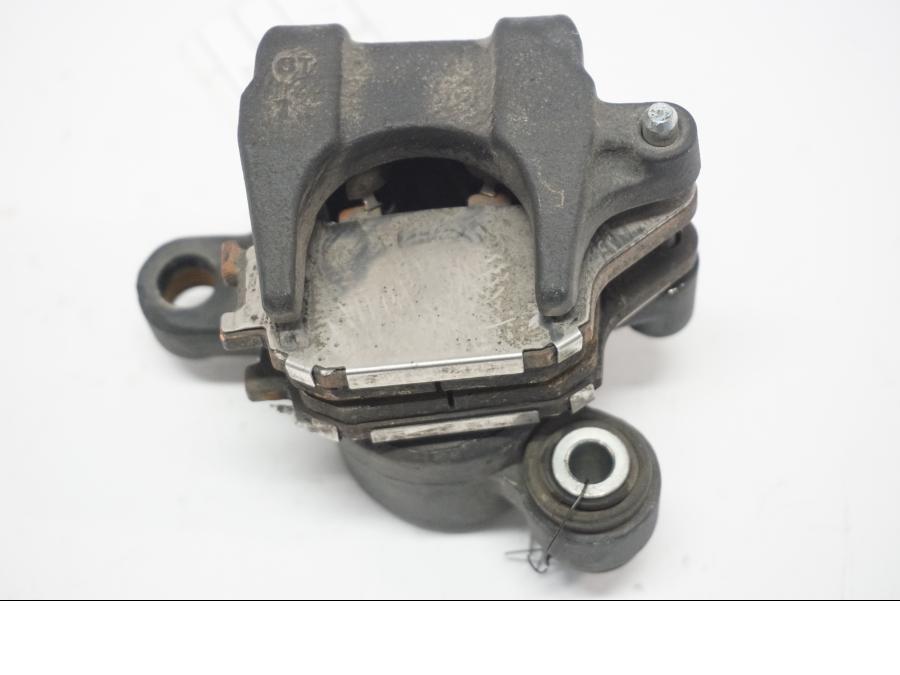 Vänster sida på Bromsok från en Yamaha FZ1-SA -2007 motorcykel.