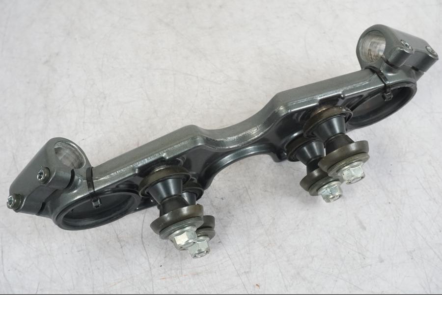 Extrabild1 på Styrfäste från en Suzuki GSX 1300 RX -1999 motorcykel.