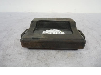 Höger sida på CDI / ECU från en Kawasaki Versys 650 -2014 motorcykel.