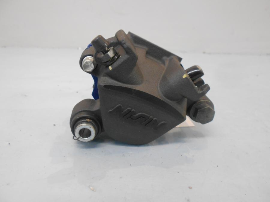 Framsidan på Bromsok från en Kawasaki Z 900 -2018 motorcykel.