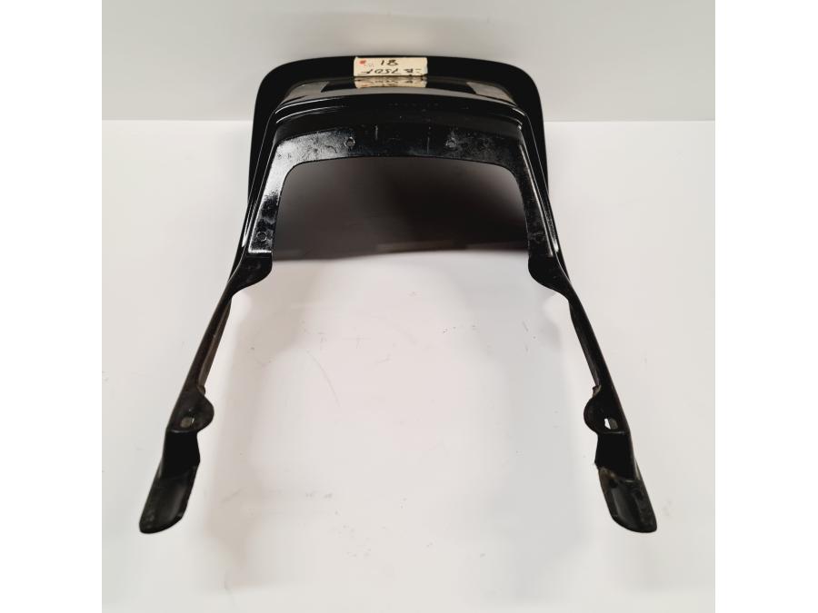 Vänster sida på Bakvinge från en Honda CB 750 -1981 motorcykel.