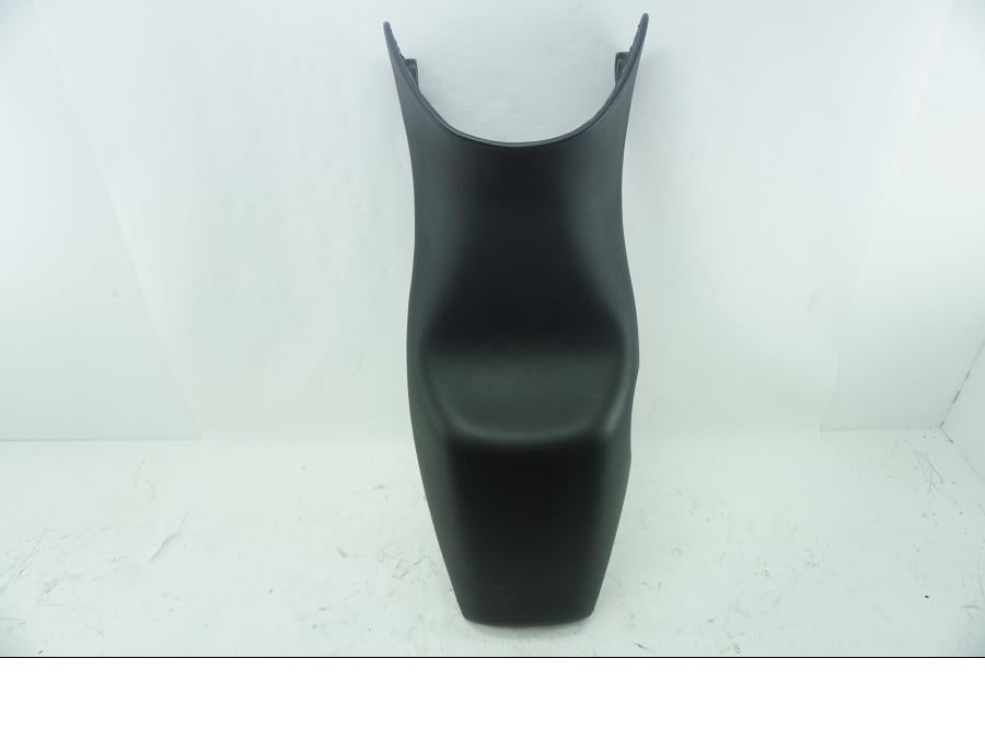 Höger sida på Sadel från en BMW F 650 CS -2002 motorcykel.