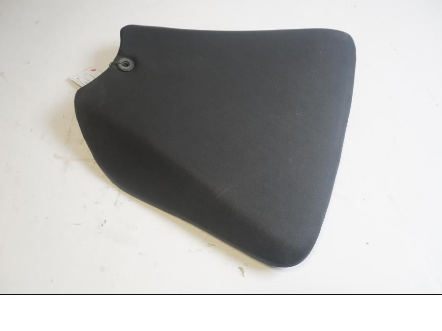 Baksidan på Sadel från en Kawasaki ZXR 400 -1992 motorcykel.