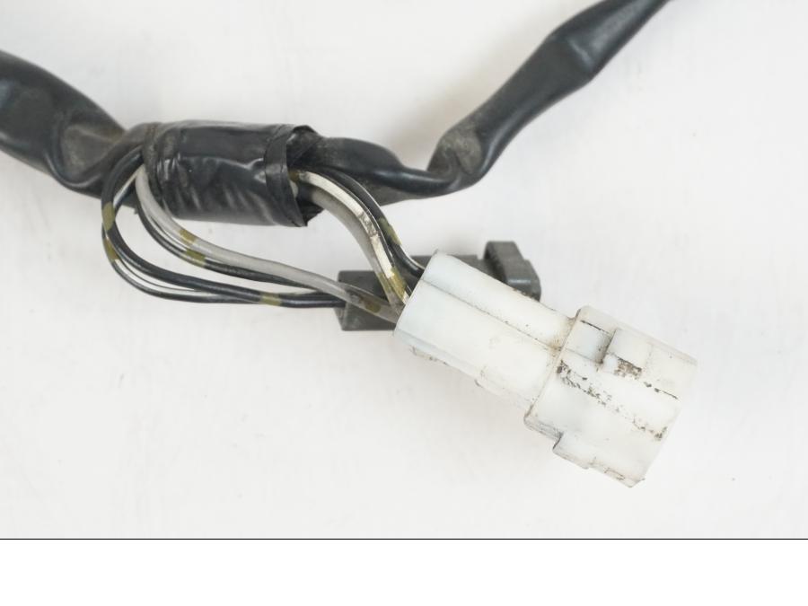 Baksidan på Kablage från en Suzuki VZR 1800 -2009 motorcykel.