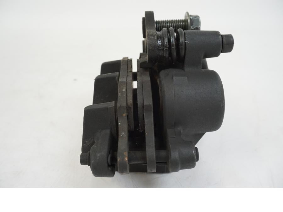 Snett nerifrån på Bromsok från en Suzuki GSX 600 F -1998 motorcykel.