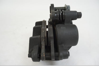 Snett nerifrån på Bromsok från en Suzuki GSX 600 F -1998 motorcykel.