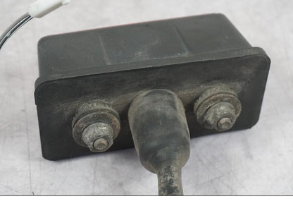 Snett nerifrån på Skyltbelysning från en Suzuki GSF 1250 -2010 motorcykel.