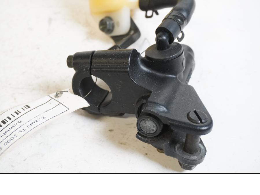 Höger sida på Bromshuvudcylinder från en Suzuki TL 1000 S -1997 motorcykel.