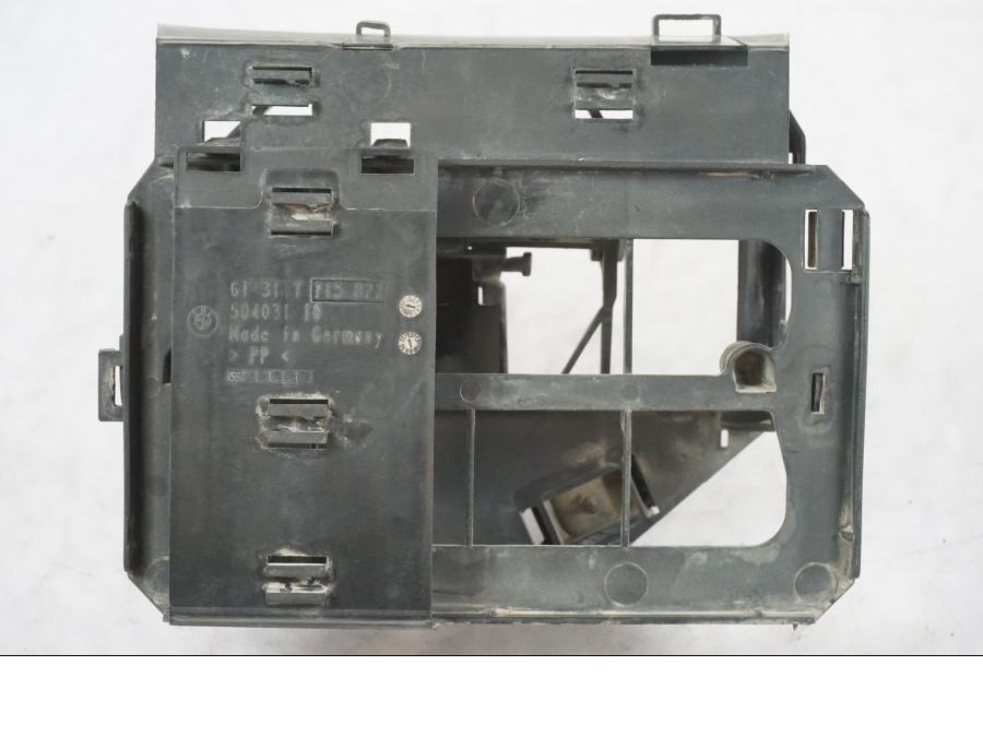 Vänster sida på CDI / ECU från en BMW R 1200 GSA -2012 motorcykel.