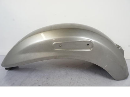 Snett uppifrån på Bakskärm från en Kawasaki VN 1500 -2003 motorcykel.