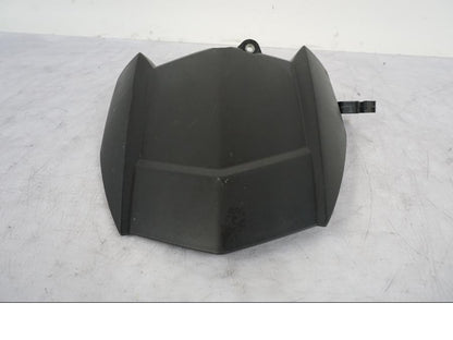 Vänster sida på Svingskärm från en Yamaha MT-09 -2020 motorcykel.