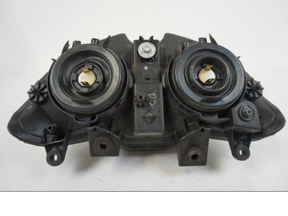 Extrabild2 på Strålkastare från en Suzuki GSX-R 750 -2001 motorcykel.