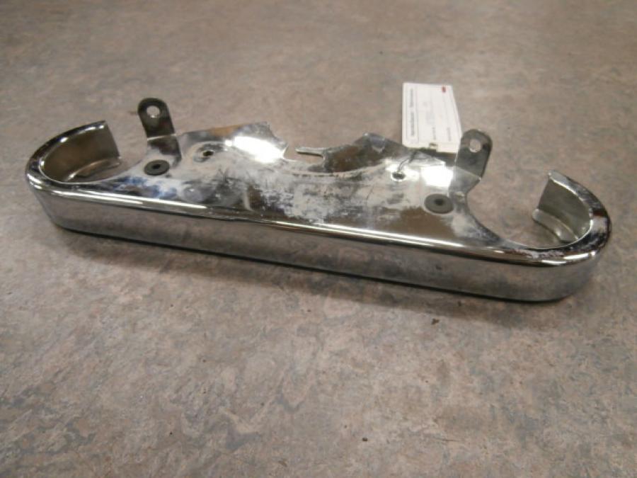 Framsidan på Gaffelkronadekor från en Kawasaki VN 800 -1999 motorcykel.