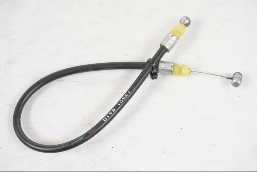 Snett nerifrån på Sadellåsmekanism från en Suzuki GSX-R 750 -2006 motorcykel.