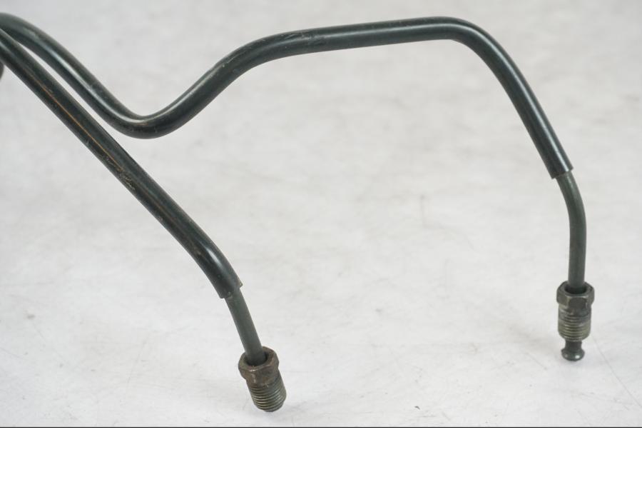 Extrabild4 på Bromsledning från en Honda CBR 1100 XX -1999 motorcykel.