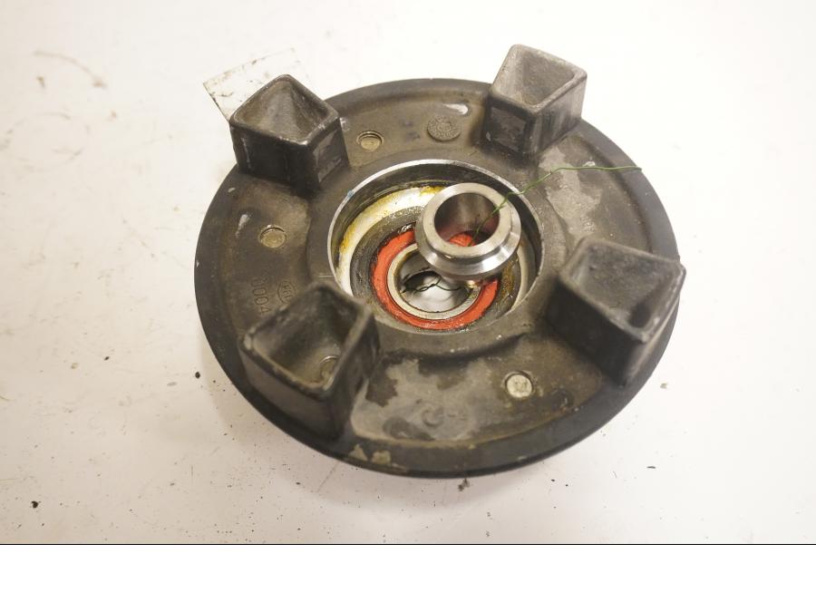 Baksidan på Drevfäste från en Kawasaki Versys 650 -2009 motorcykel.