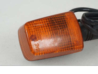 Baksidan på Blinkers från en Yamaha XJ 900 S -1997 motorcykel.