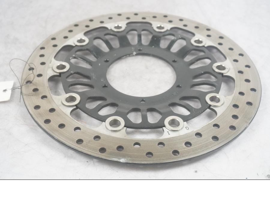 Vänster sida på Bromsskiva från en Honda CTX 1300 -2014 motorcykel.