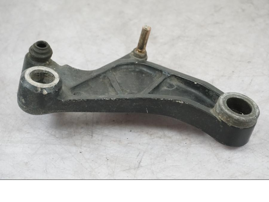 Baksidan på Bromsoksfäste från en Honda ST 1100 -1990 motorcykel.