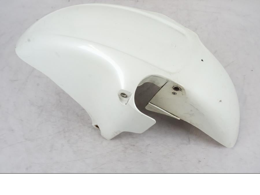 Snett nerifrån på Framskärm från en Honda CBR 1000 F -1989 motorcykel.