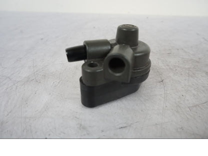 Framsidan på Kopplingslavcylinder från en KTM 1290 Super Duke R -2023 motorcykel.