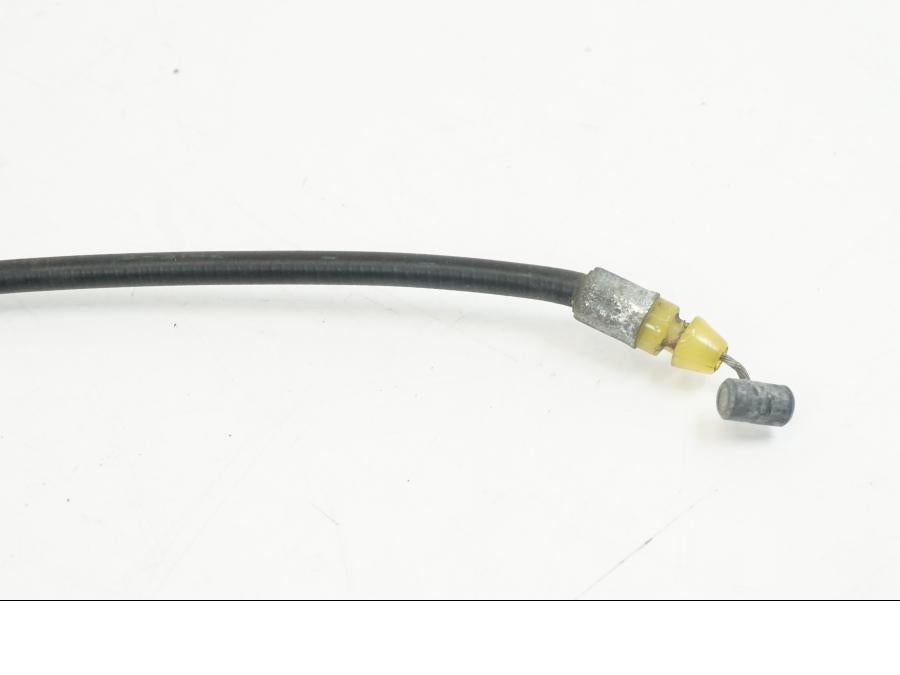 Höger sida på Sadellåsmekanism från en Suzuki GSX-R 1000 -2005 motorcykel.