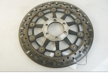 Höger sida på Bromsskiva från en Indian Chieftain Dark Horse -2019 motorcykel.