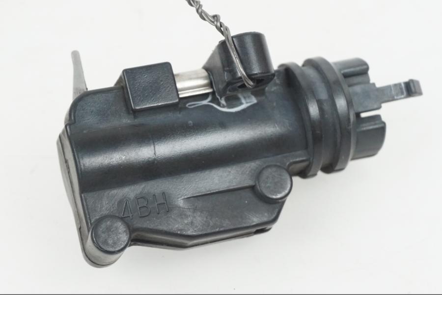 Höger sida på Bromsljuskontakt från en Yamaha XJ 900 -1997 motorcykel.