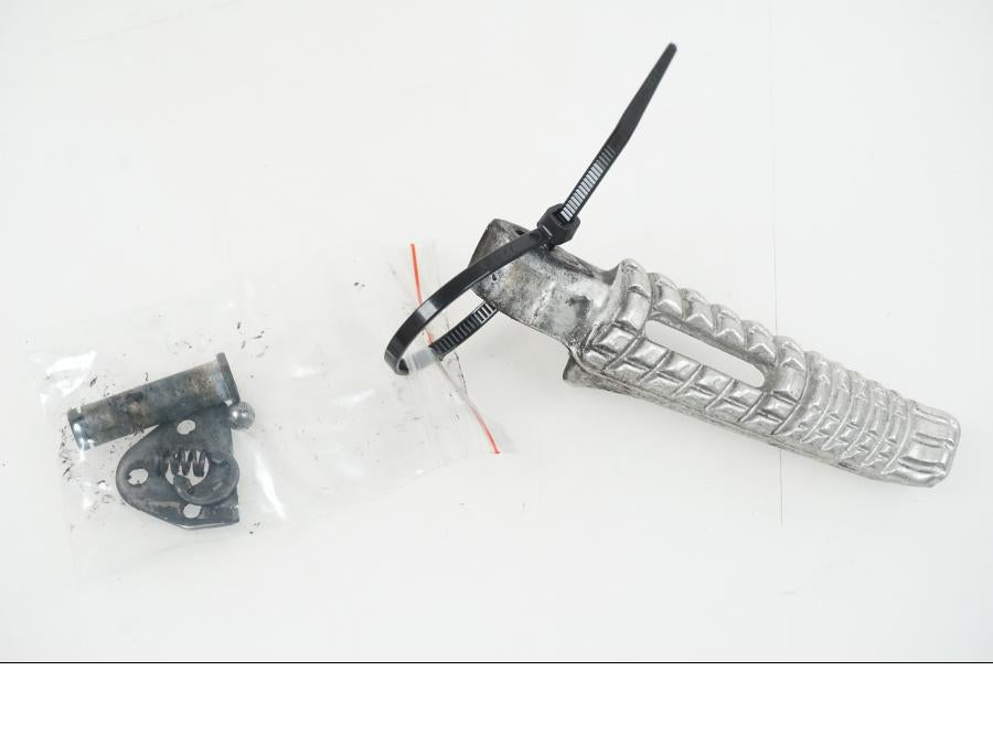 Framsidan på Fotpinne från en Suzuki GSX-R 1000 -2007 motorcykel.