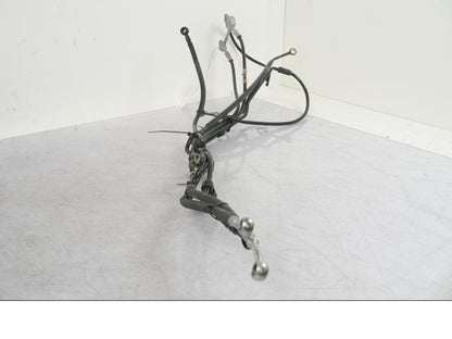 Vänster sida på Bromsledning från en KTM 1290 Super Adventure R -2018 motorcykel.