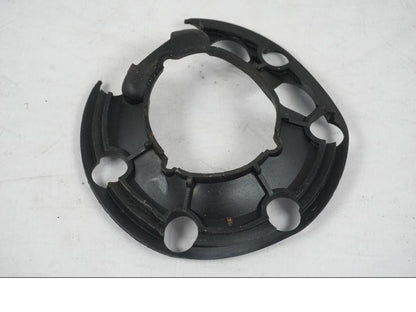 Extrabild1 på <p>Låssats från Kawasaki ZXR 400 1992.</p>

<p>Tändningslås, tanklock, sadellås och 2st nycklar.</p> motorcykel.