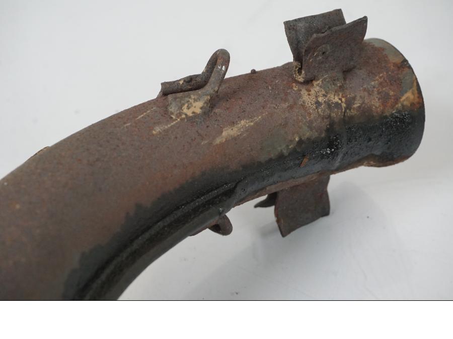 Baksidan på Avgassystem från en Aprilia RS 125 -2000 motorcykel.