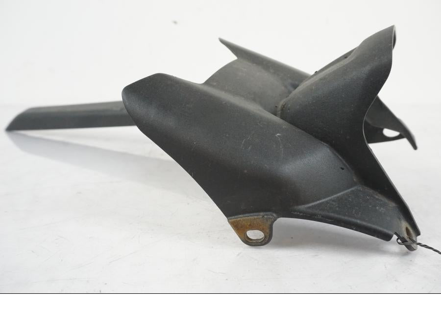 Höger sida på Kedjeskydd från en Yamaha MT-07 -2019 motorcykel.