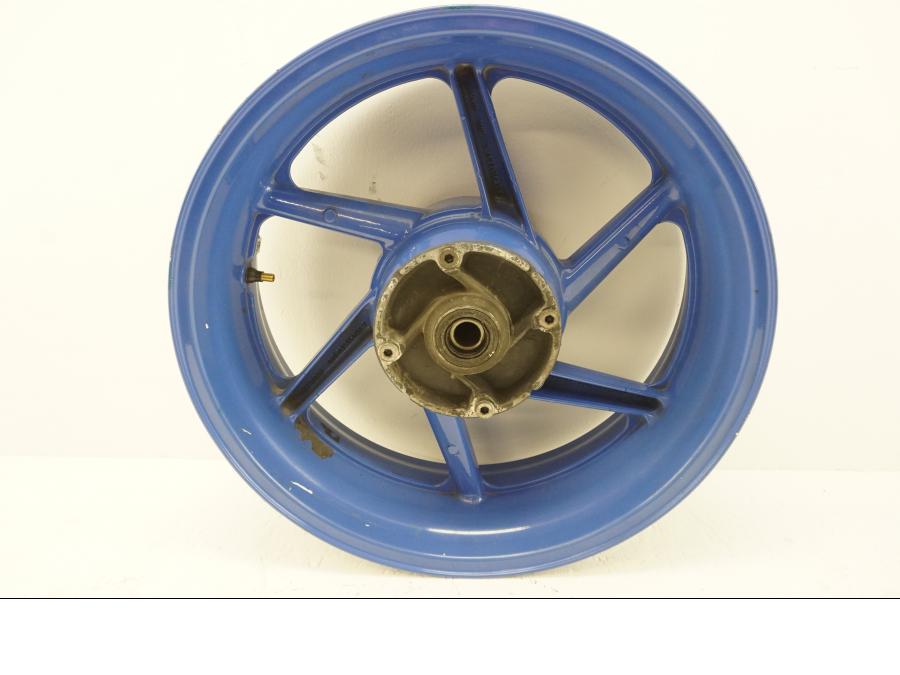 Framsidan på Fälg från en Honda CBR 900 RR -1997 motorcykel.