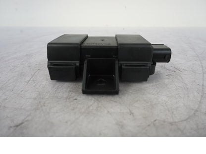 Vänster sida på RDC Styrenhet från en KTM 1290 Super Duke R -2023 motorcykel.