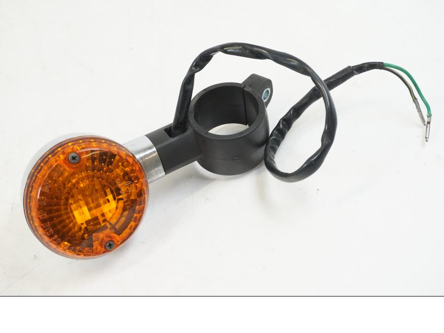 Framsidan på Blinkers från en Kawasaki VN 800 -2000 motorcykel.