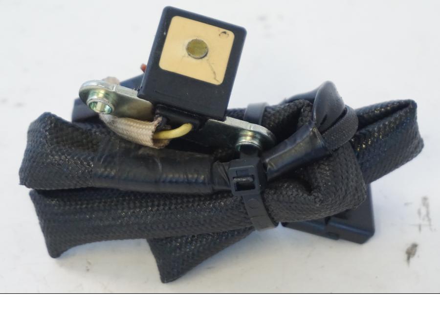 Baksidan på Tändpickup från en Kawasaki ER-6N -2012 motorcykel.