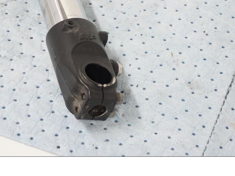 Extrabild1 på Gaffelben från en KTM 690 Duke -2008 motorcykel.