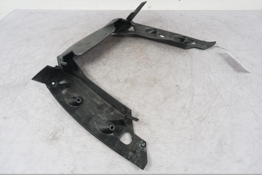 Extrabild2 på Frontkåpa från en BMW K 1600 GTL -2015 motorcykel.