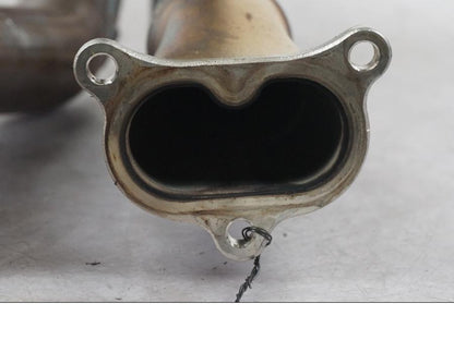 Vänster sida på Grenrör från en Ducati Multistrada V4 -2024 motorcykel.