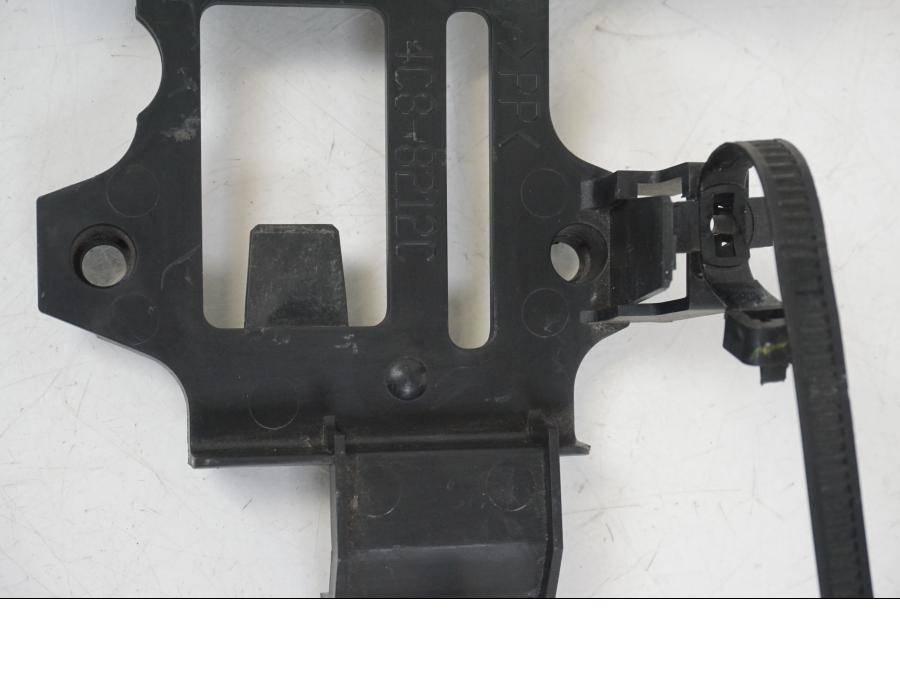 Snett uppifrån på Relä från en Yamaha YZF 1000 R1 -2007 motorcykel.