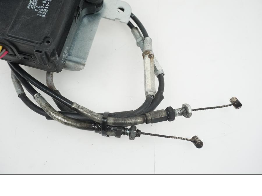 Snett uppifrån på Avgasspjällmotor från en Suzuki GSX-R 1000 -2007 motorcykel.